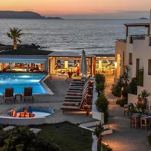 yria-beach.rethymnohotels.net/