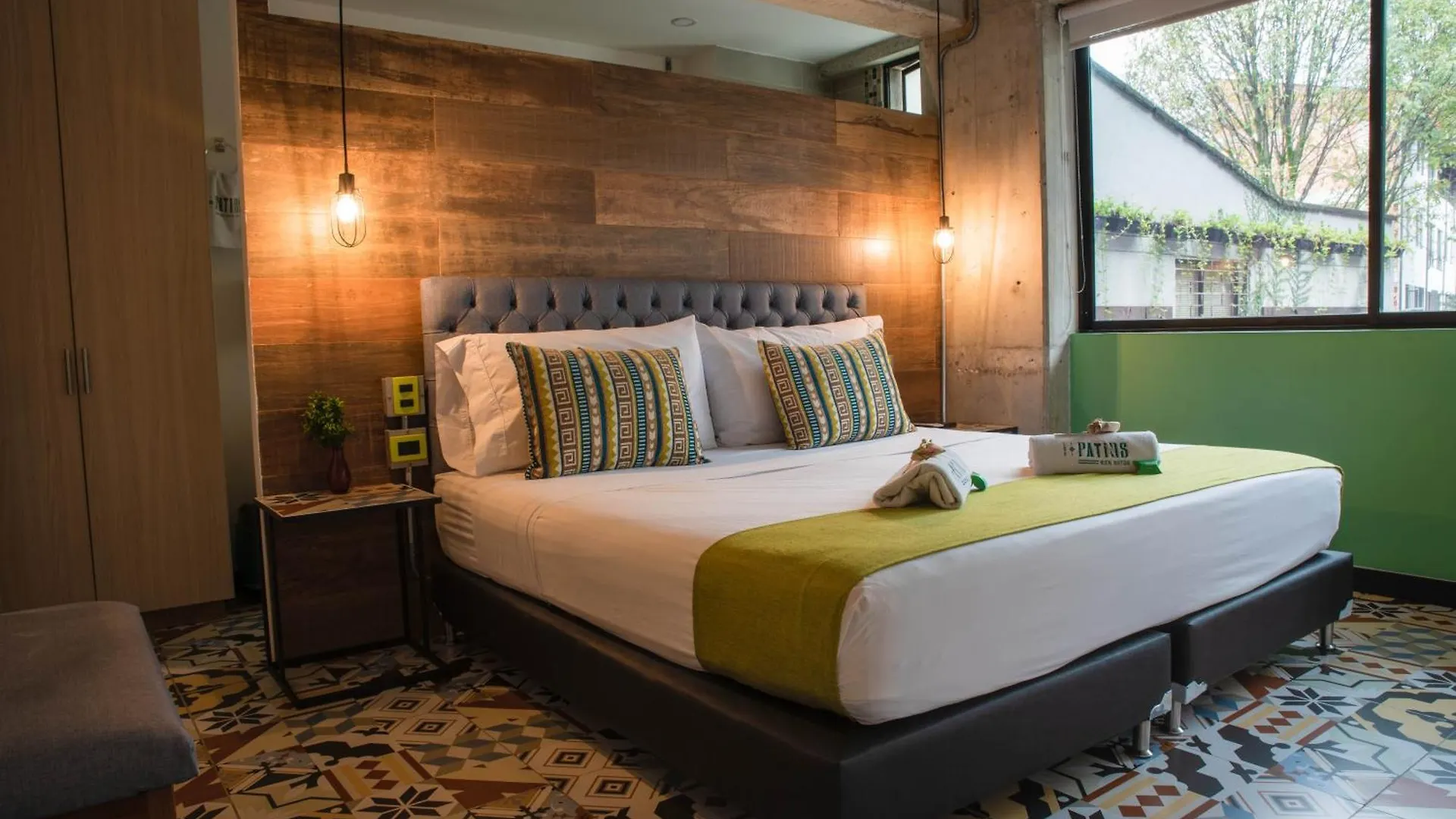 Los Patios Hostel Μεντεγίν